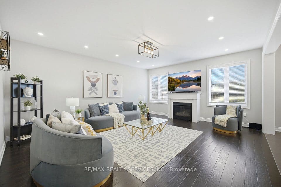 152 Newhouse Boulevard, Caledon, ON L7C 4E1 – photo 3