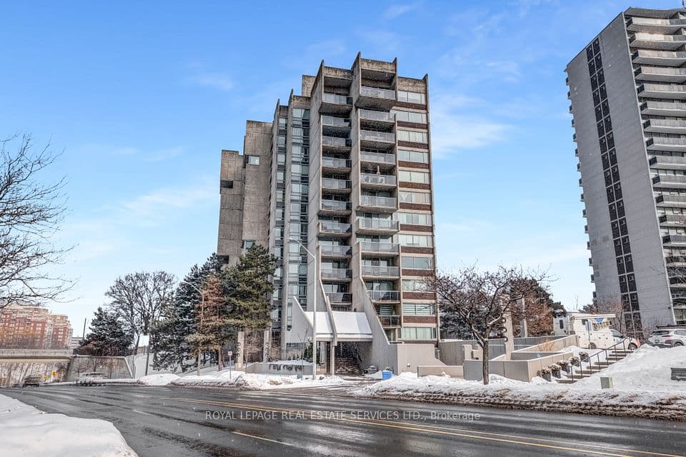 20 Speers Road 605, Oakville, ON L6K 3R5 – photo 2