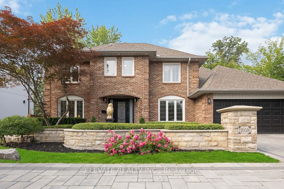 2059 Shawanaga Trail, Mississauga, ON L5H 3Z3 – main photo