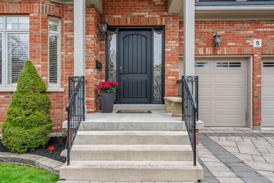 9 Cheshire Drive, Toronto, ON M9B 2N7 – photo 3