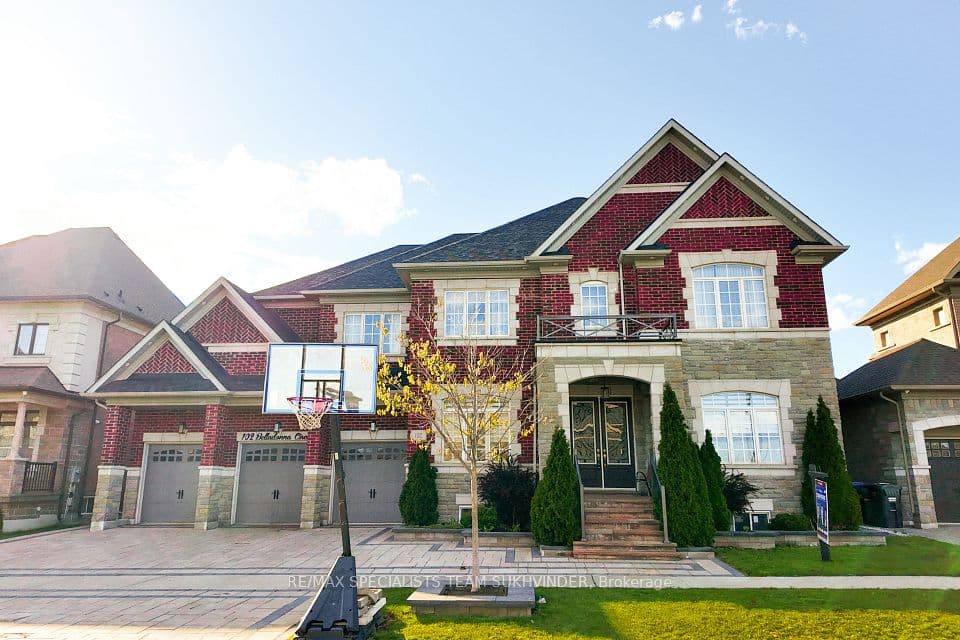 102 Belladonna Circle, Brampton, ON L6P 4B6 – main photo