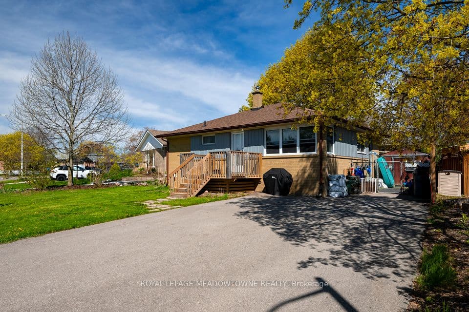 169 Longfield Road, Halton Hills, ON L7J 2K7 – photo 2