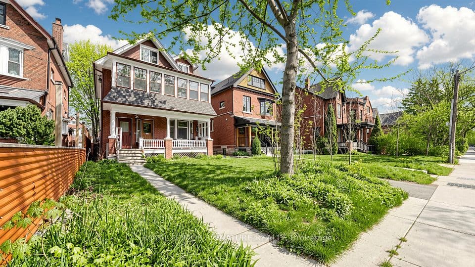 132 Marion Street, Toronto, ON M6R 1E7 – photo 2