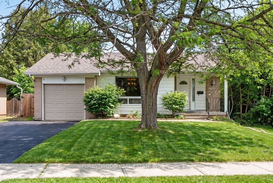 1157 Newton Road, Oakville, ON L6H 2A1 – main photo