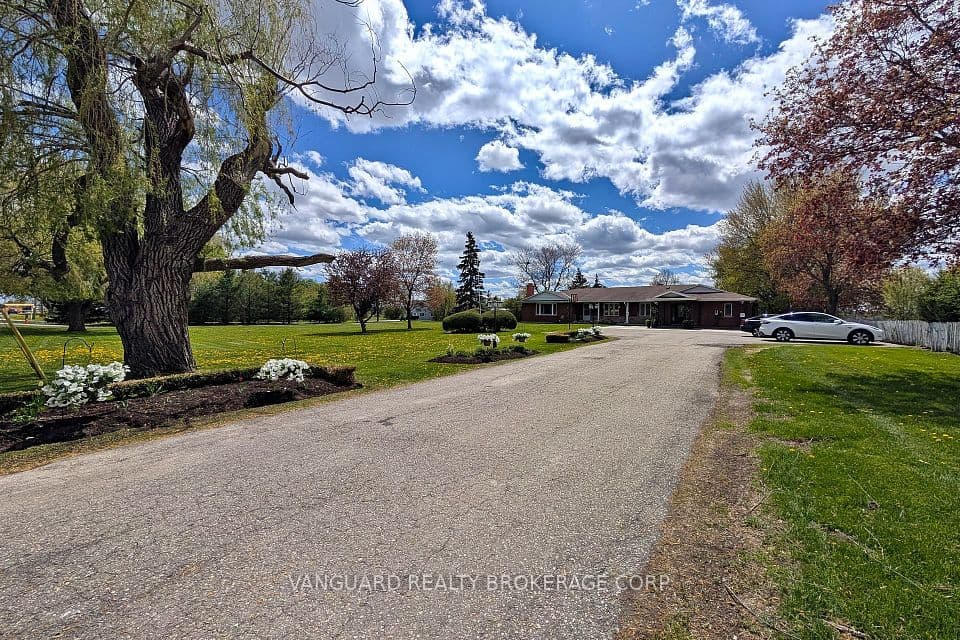8070 Hornby Road, Halton Hills, ON L0P 1E0 – photo 2