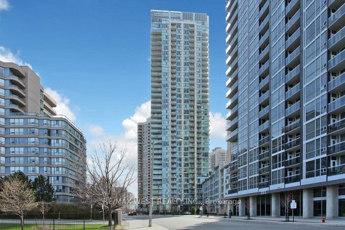 225 Webb Drive 903, Mississauga, ON L5B 4P2 – main photo