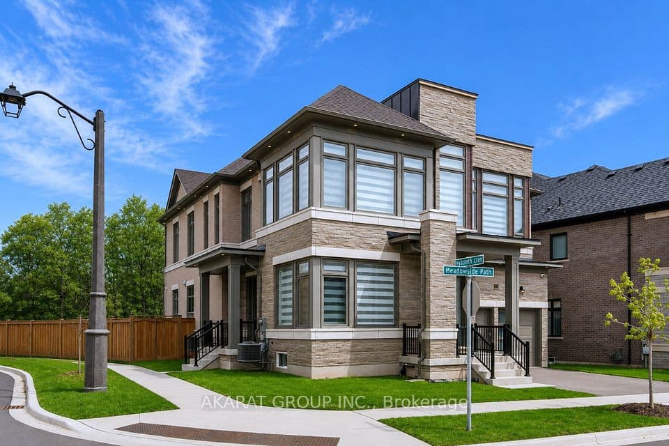 1283 Meadowside Path, Oakville, ON L6M 5M9 – photo 2