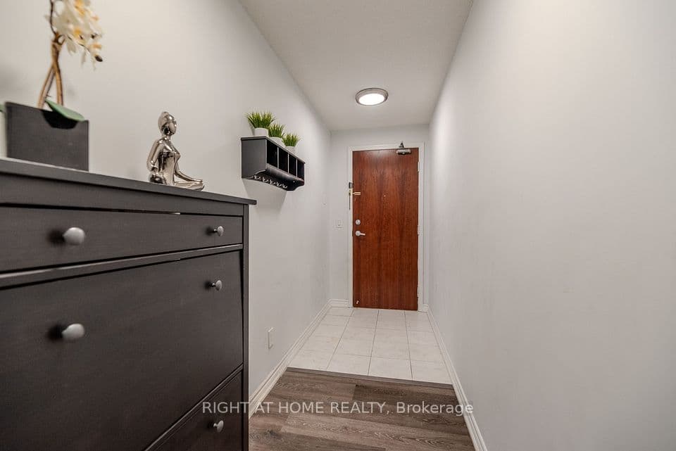4090 Living Arts Drive 510, Mississauga, ON L5B 4M8 – photo 3