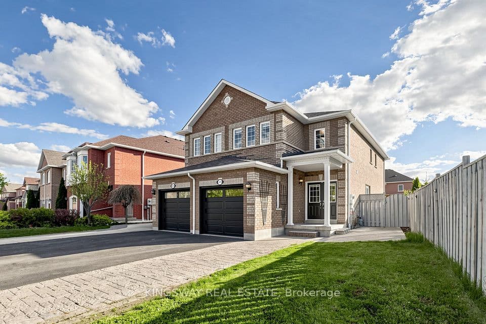 5642 ANNABELLE Avenue, Mississauga, ON L5V 3A9 – photo 3