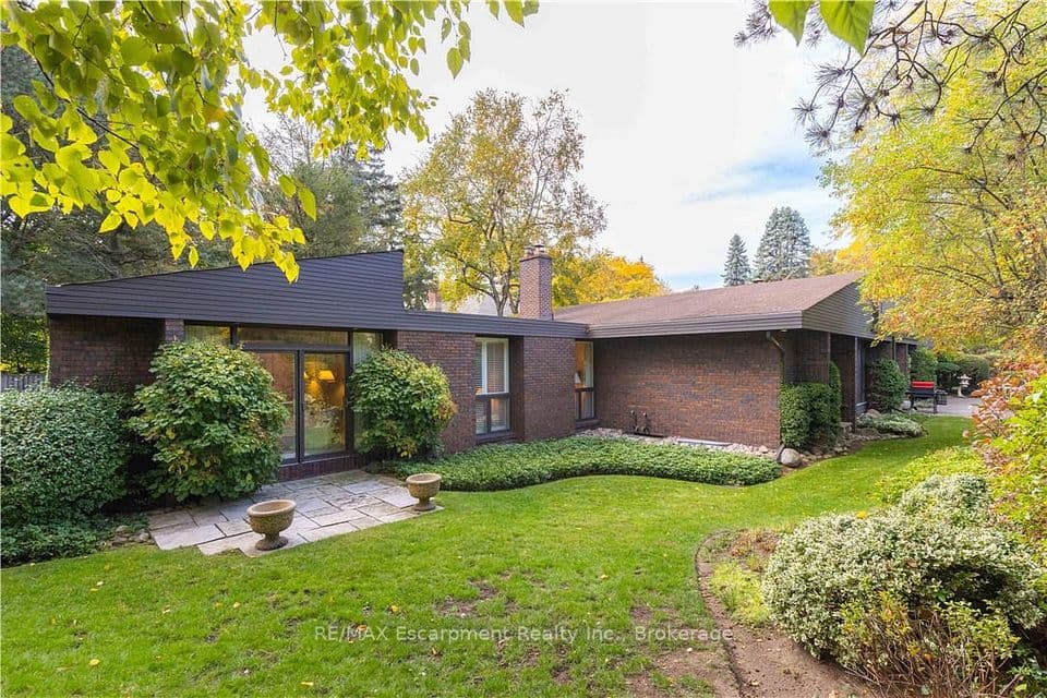 1168 Carey Road, Oakville, ON L6J 2E4 – photo 3