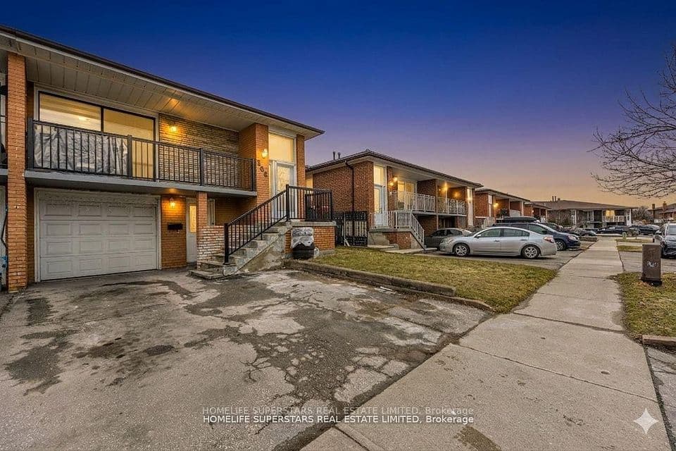 306 Royal Salisbury Way, Brampton, ON L6V 3G5 – photo 2