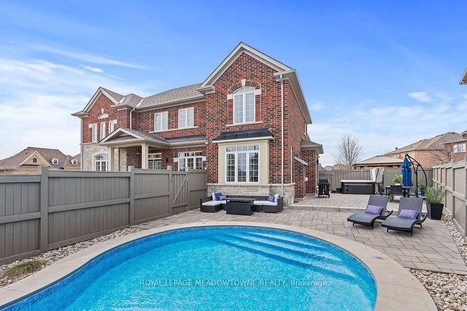67 Hidden Lake Trail, Halton Hills, ON L7G 0K6 – main photo