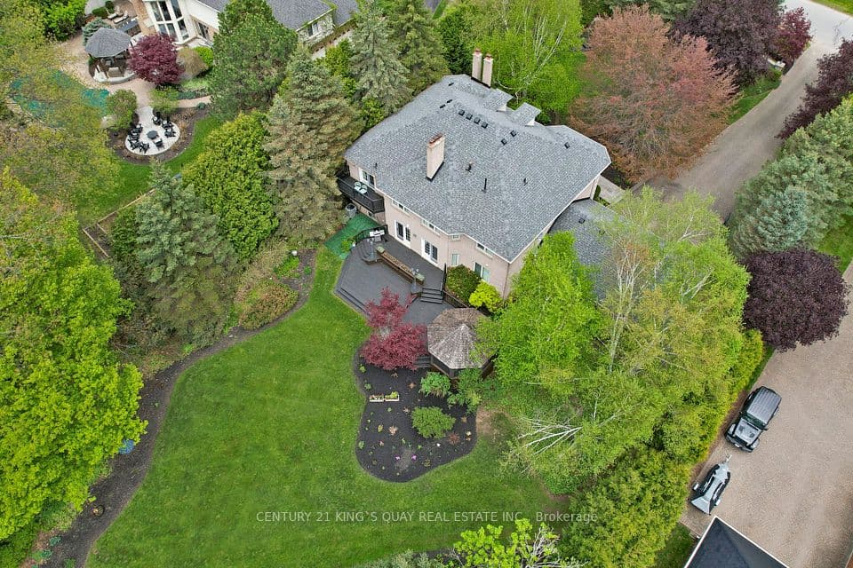 110 Crawford Crescent, Milton, ON L0P 1B0 – photo 2