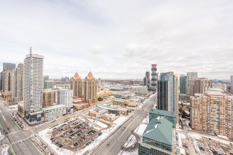 3900 Confederation Parkway 2802, Mississauga, ON L5B 0K7 – photo 3