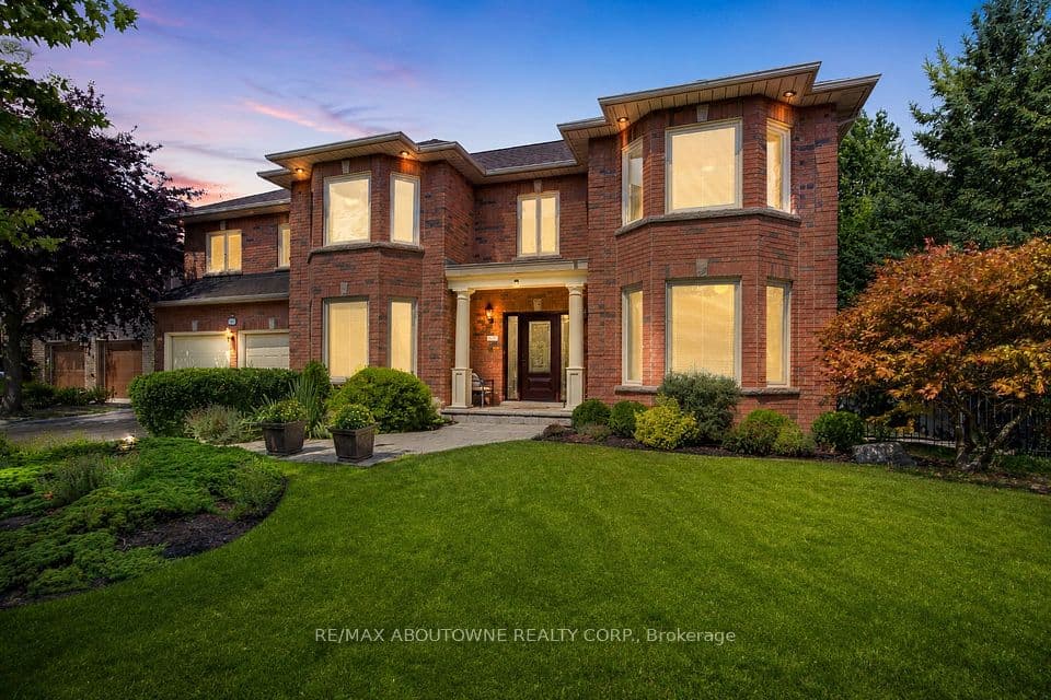 1471 The Links Drive, Oakville, ON L6M 2P2 – main photo
