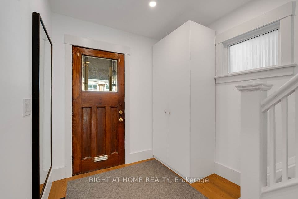 1642 Dufferin Street, Toronto, ON M6H 3L8 – photo 3