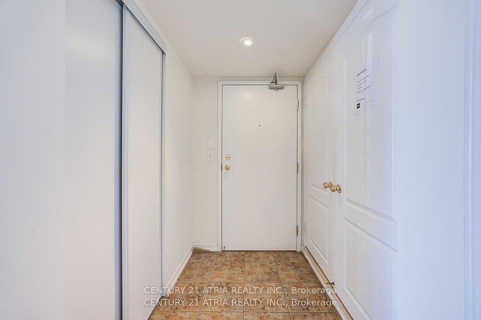 129 Isaac Devins Boulevard 5, Toronto, ON M9M 0C4 – photo 3