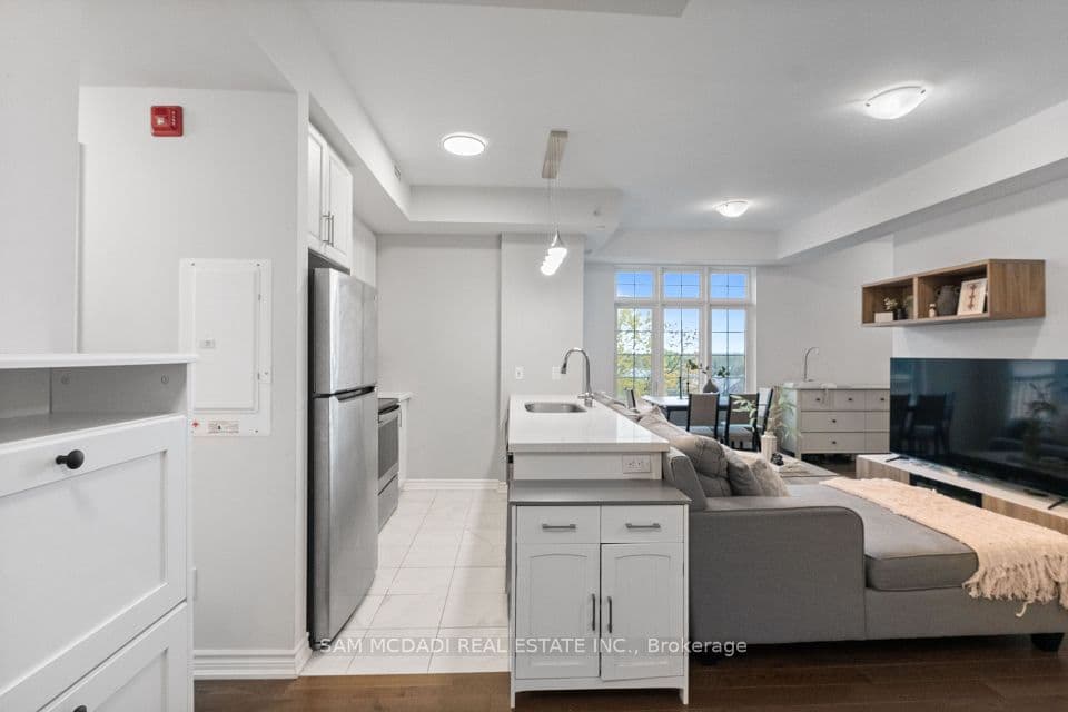 215 Broadway Street 308, Mississauga, ON L5M 1J1 – photo 3