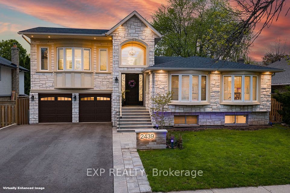 2439 Bridge Road, Oakville, ON L6L 2G9 – main photo