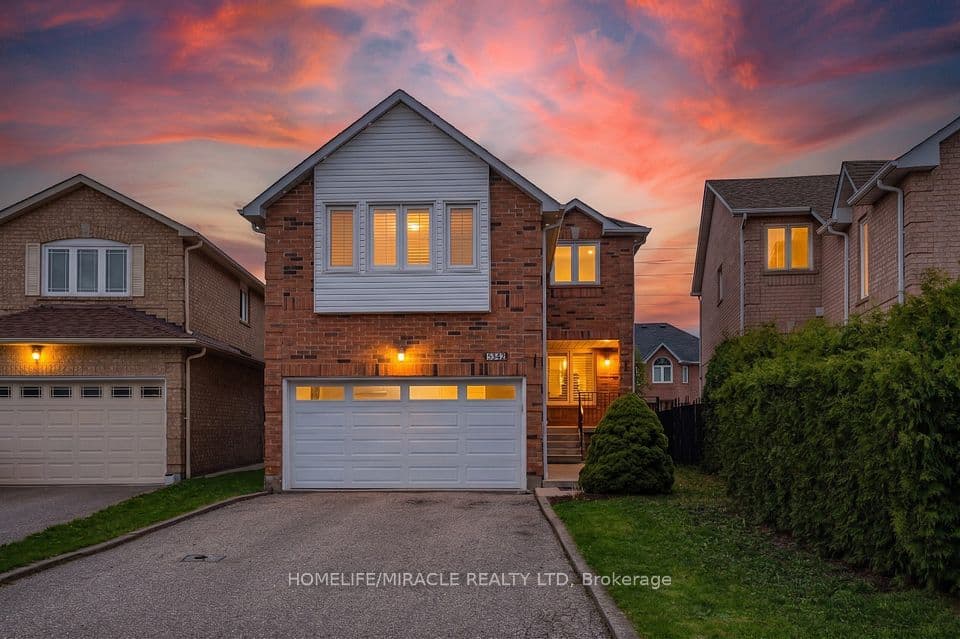 5342 Crane Court, Mississauga, ON L5V 2C4 – photo 2