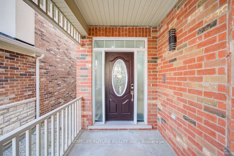 342 Laundon Terrace, Milton, ON L9T 7N9 – photo 2