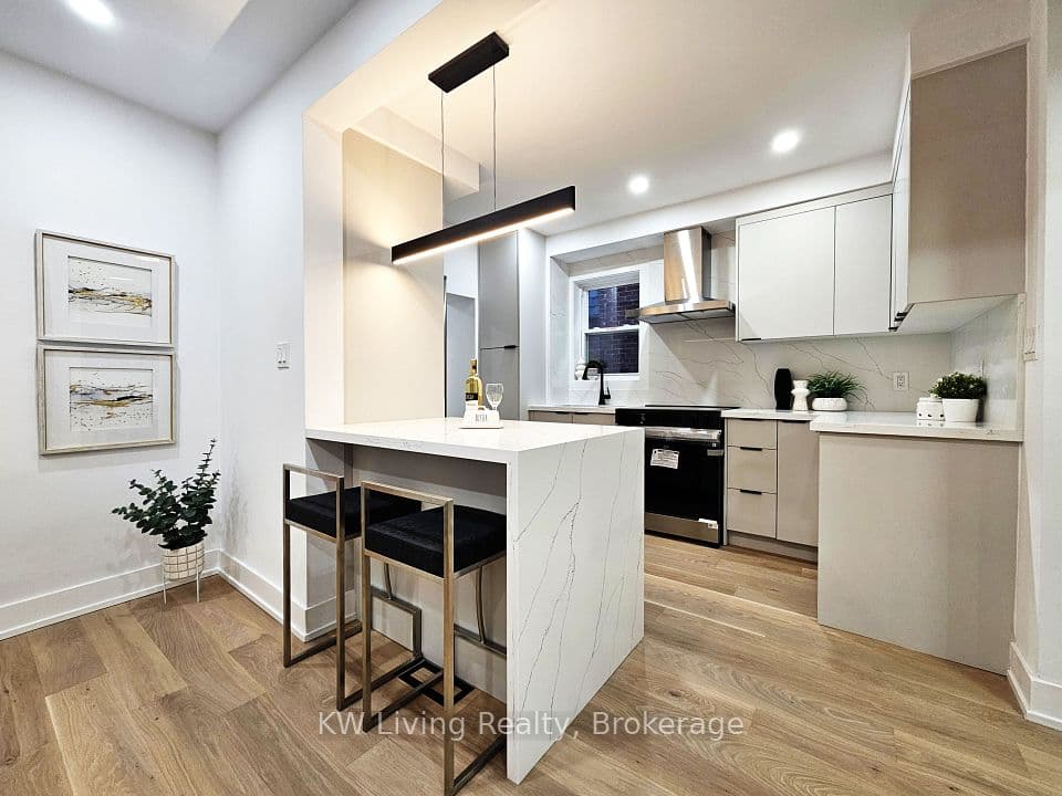 113 Humbercrest Boulevard, Toronto, ON M6S 4L4 – photo 2