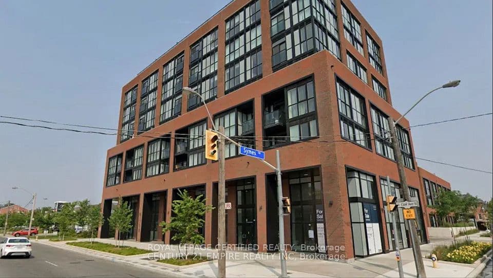 2300 St. Clair Avenue W 703, Toronto, ON M6N 0B3 – main photo