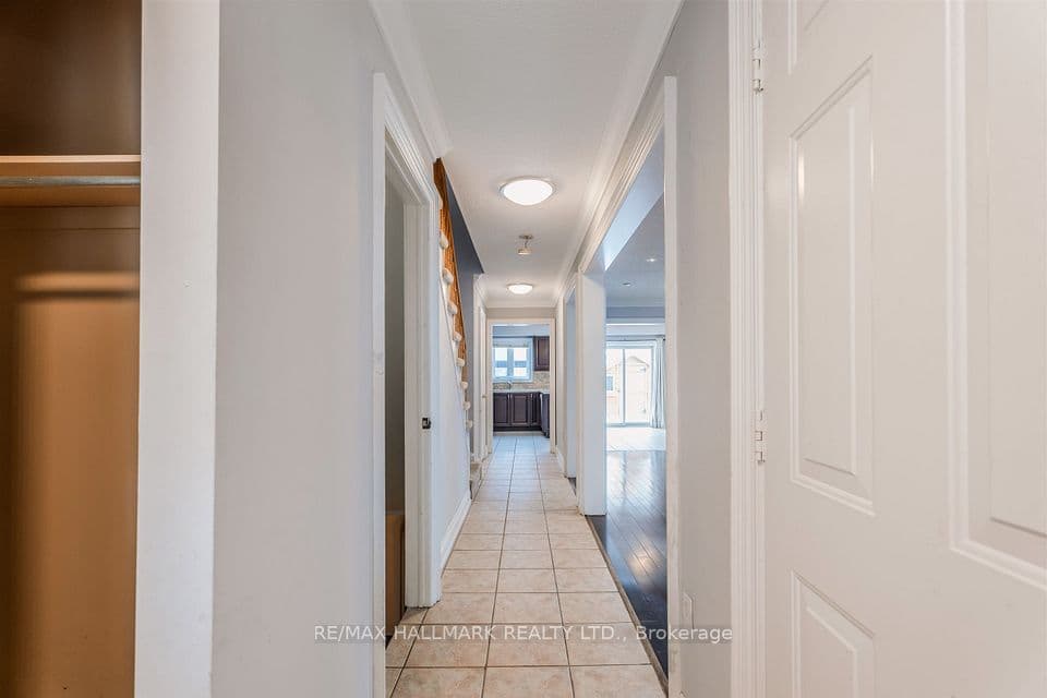241 Featherstone Road, Milton, ON L9T 7C3 – main photo