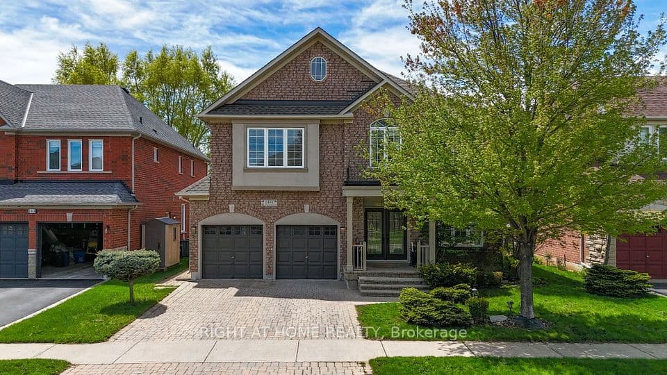 2461 Whistling Springs Crescent, Oakville, ON L6M 5G4 – photo 3