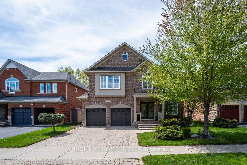 2461 Whistling Springs Crescent, Oakville, ON L6M 5G4 – photo 2