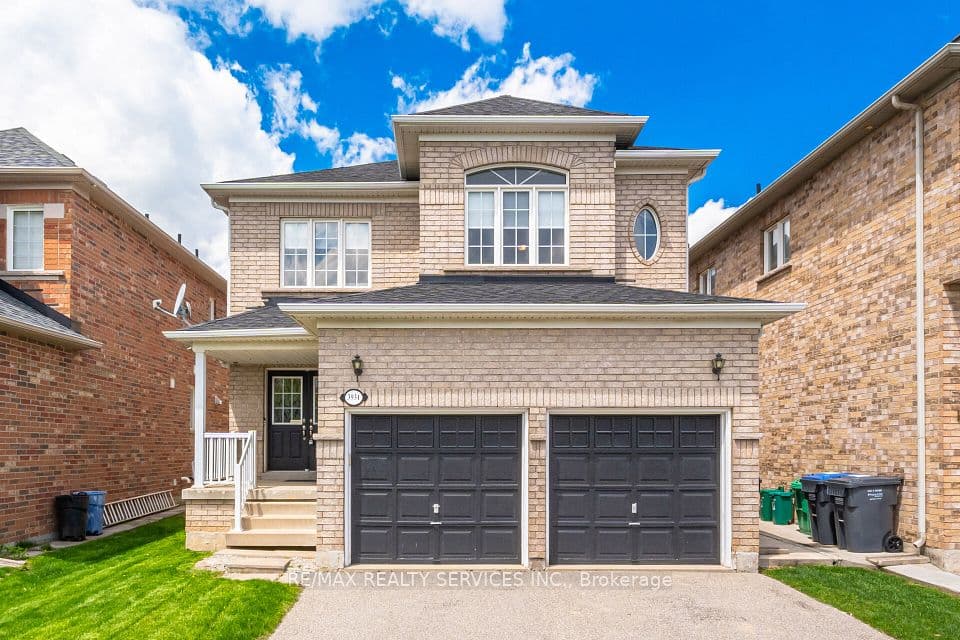 3931 Passway Road, Mississauga, ON L5N 8N4 – main photo