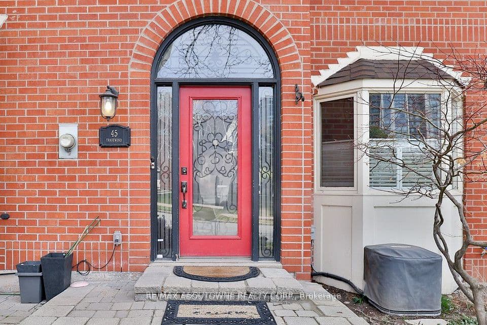 45 Tradewind Drive, Oakville, ON L6L 6K9 – photo 2