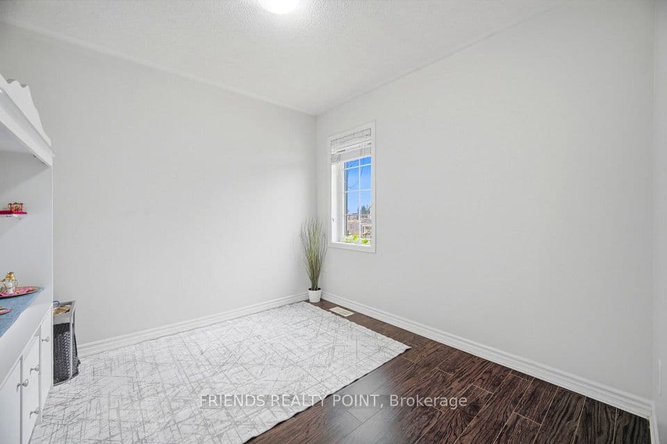 19 Donlamont Circle, Brampton, ON L7A 4T5 – photo 3