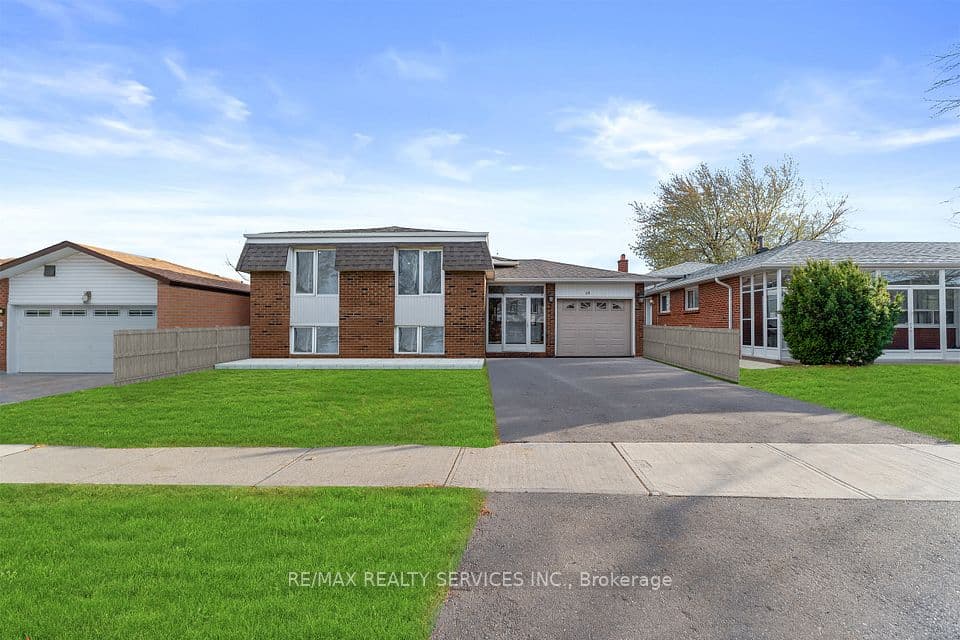 13 Linkdale Road, Brampton, ON L6V 3A1 – main photo