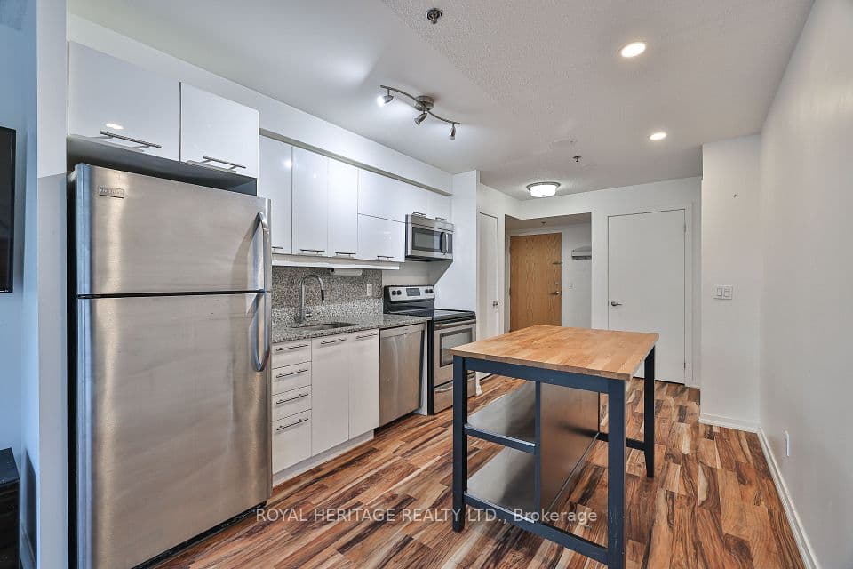 38 Joe Shuster Way 104, Toronto, ON M6K 0A5 – photo 2