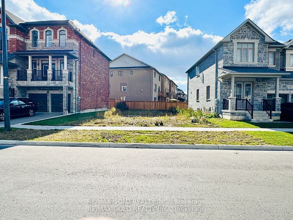180 Thornbush Boulevard, Brampton, ON L7A 0G4 – main photo