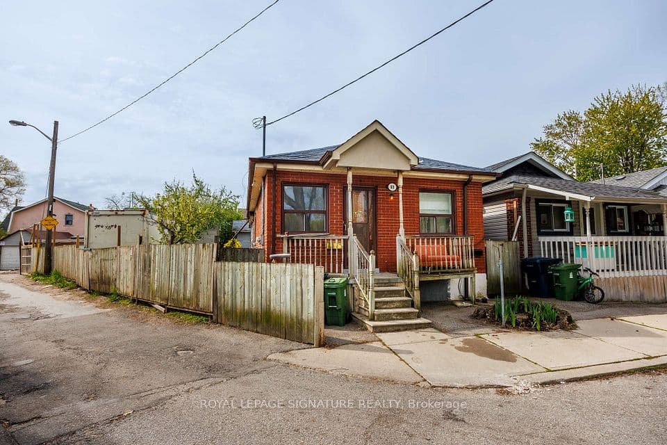 69 Nickle Street, Toronto, ON M6M 2H7 – photo 3