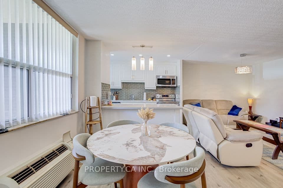 966 Inverhouse Drive 109, Mississauga, ON L5J 4B6 – photo 3