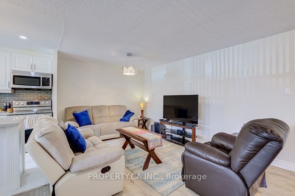 966 Inverhouse Drive 109, Mississauga, ON L5J 4B6 – photo 2