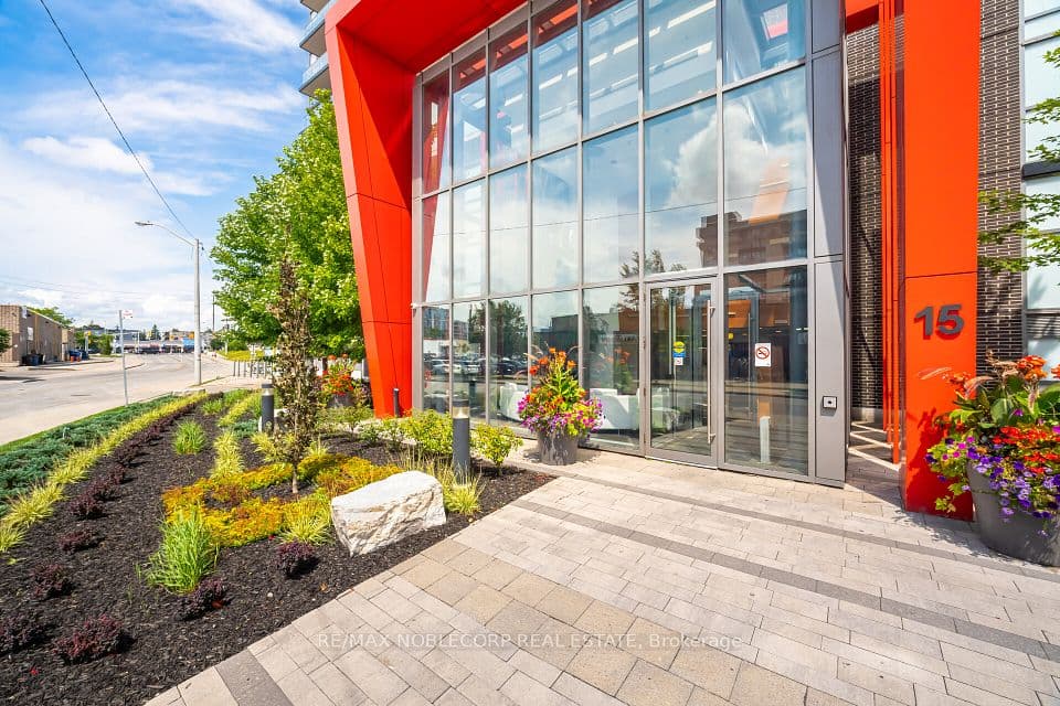 15 James Finlay Way 624, Toronto, ON M3M 0B3 – photo 2