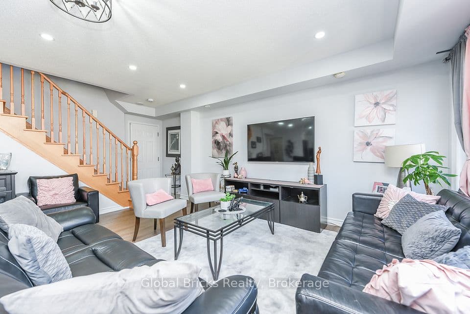 200 Veterans Drive 157, Brampton, ON L7A 5K7 – photo 3