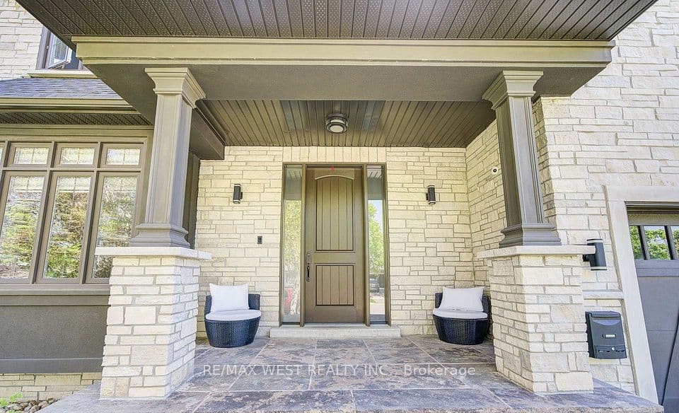 2194 Haygate Crescent, Mississauga, ON L5K 1L5 – photo 3