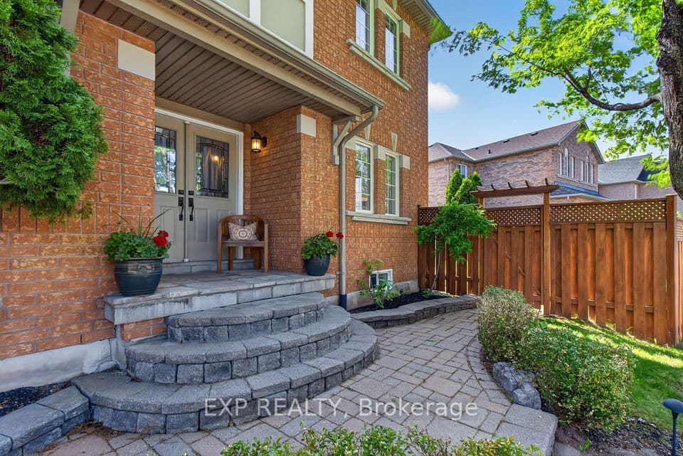 1347 Brookstar Drive, Oakville, ON L6M 3W1 – photo 3