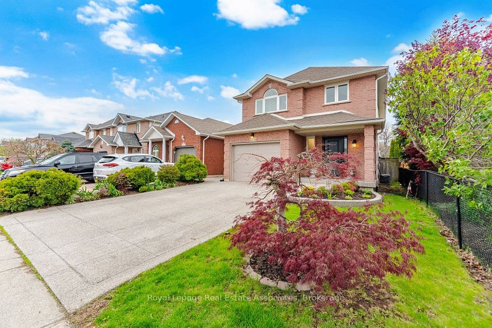 4119 Continental Drive, Burlington, ON L7M 4L1 – photo 2