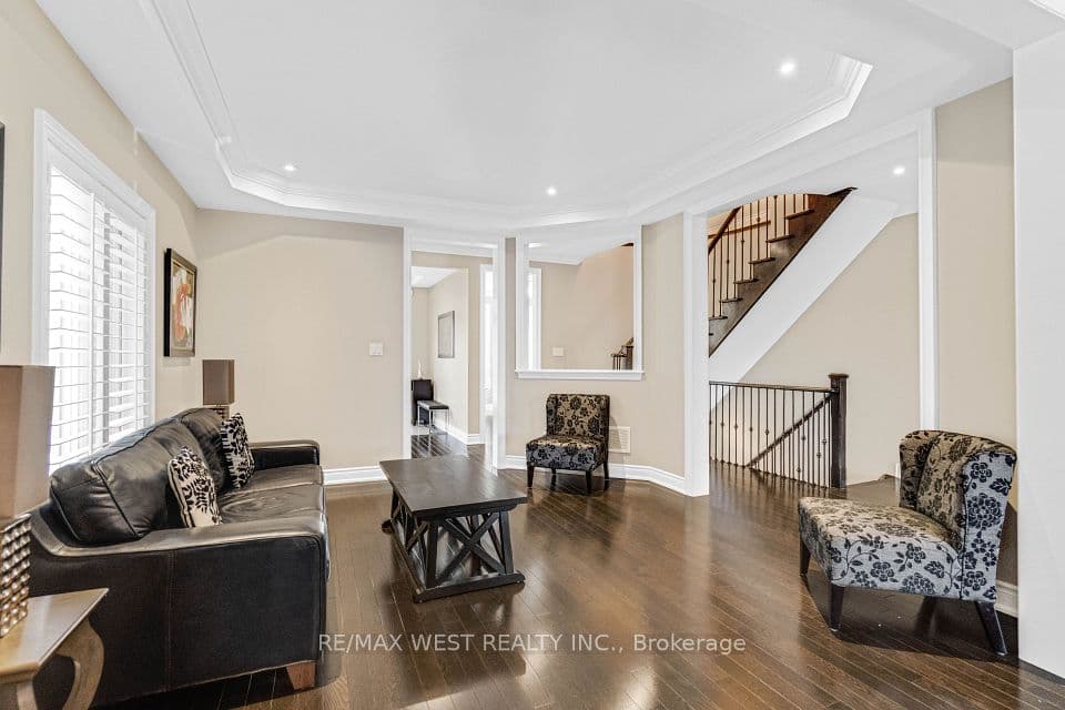 9165 Creditview Road, Brampton, ON L6X 0Z5 – photo 3