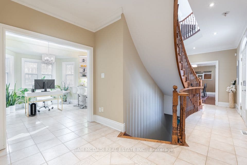 3248 Barchester Court, Mississauga, ON L5L 5Z1 – photo 3