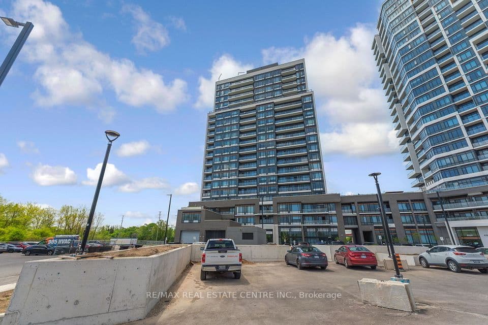 8010 Derry Road 1402, Milton, ON L9T 9N3 – main photo