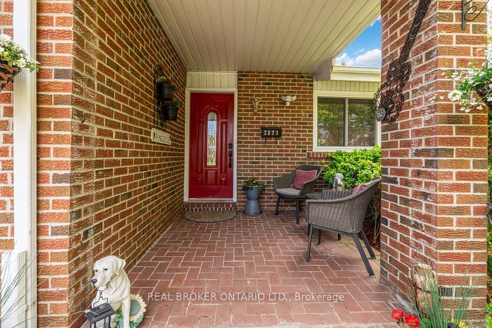 2873 Inlake Court, Mississauga, ON L5N 2A4 – photo 2