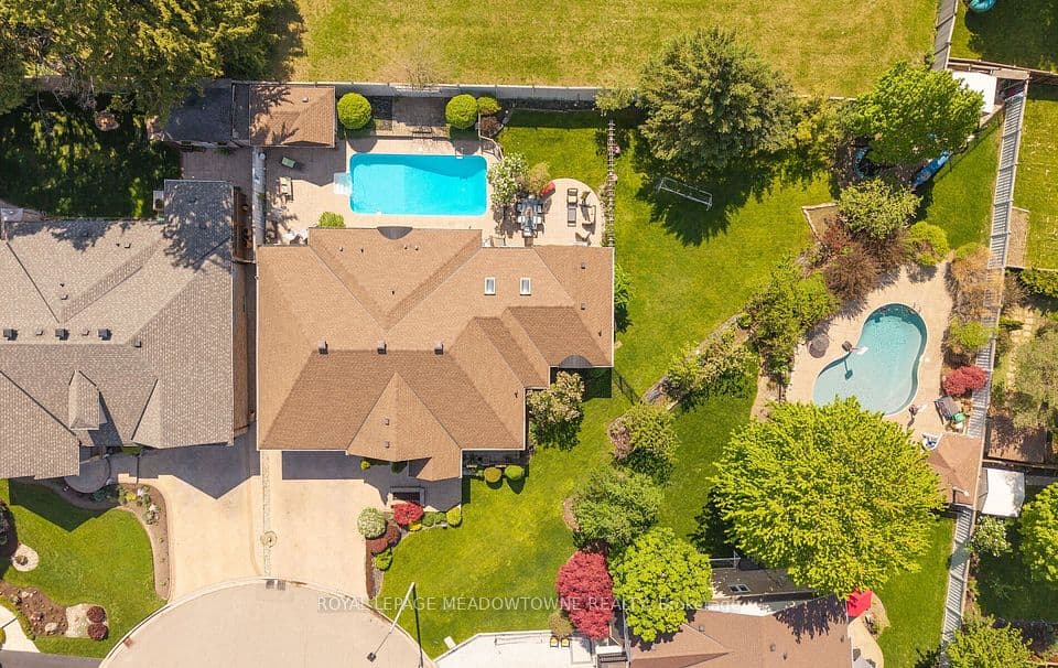 18 Tristan Court, Brampton, ON L6Y 5S2 – photo 3