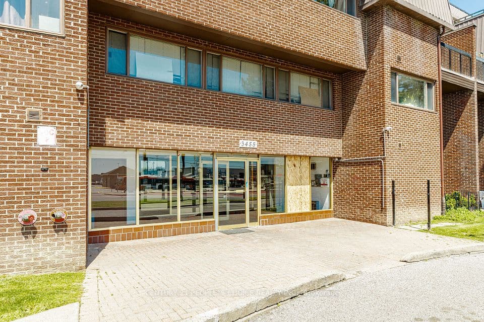 3455 Morning Star Drive 219, Mississauga, ON L4T 3T9 – photo 3